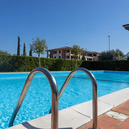 Erny9 Apartamento