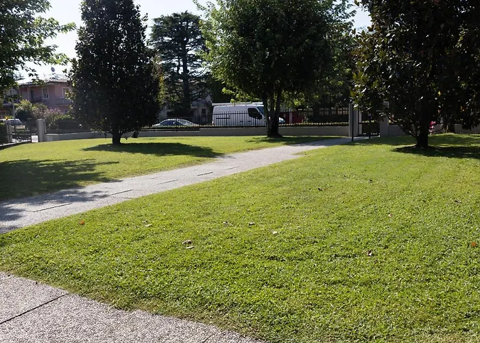 Appartamento Erny 9 By Al Sirmione