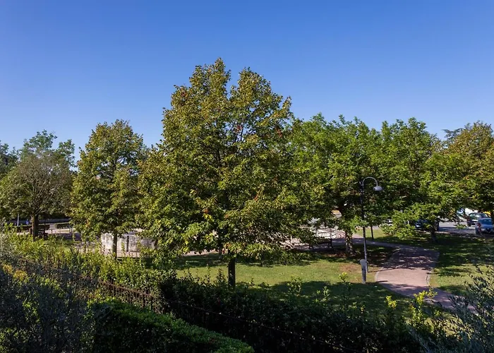 Erny 9 By Al Sirmione